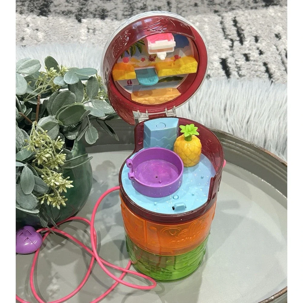 Mattel Polly Pocket Spin 'n Surprise‎ Smoothie Cup Carry & Play Playset